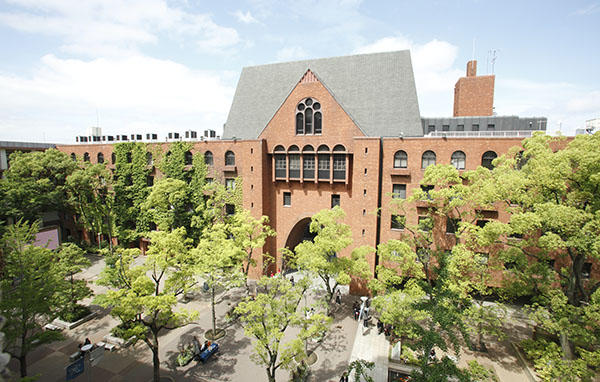 近畿大学校舎